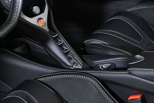 2027 McLaren 750S Spider - 23020775 - 12