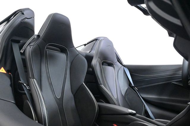 2027 McLaren 750S Spider - 23020775 - 14