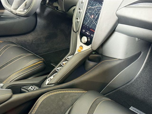 2027 McLaren 750S Spider - 23039594 - 22