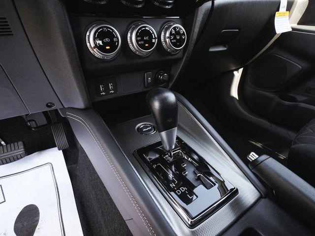 2027 Mitsubishi Outlander Sport 2.0 ES - 23085824 - 28