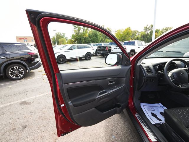2027 Mitsubishi Outlander Sport 2.0 ES - 23089094 - 10
