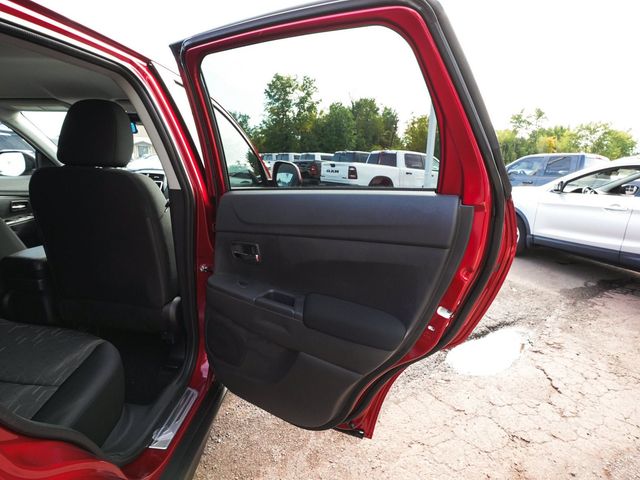 2027 Mitsubishi Outlander Sport 2.0 ES - 23089094 - 13