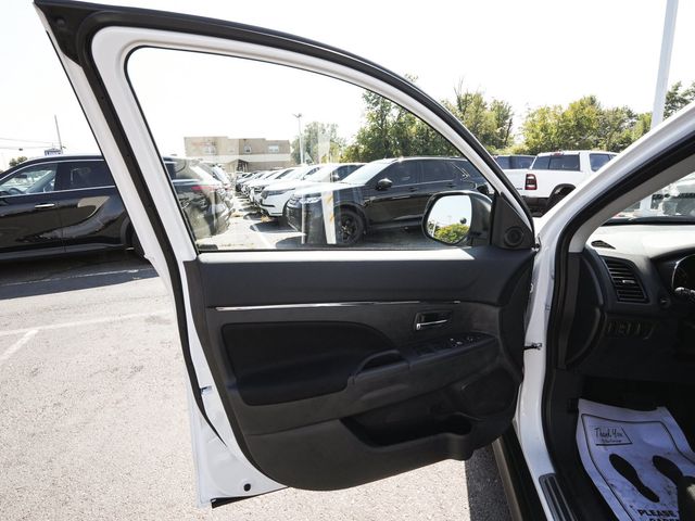 2027 Mitsubishi Outlander Sport 2.0 ES - 23089095 - 10