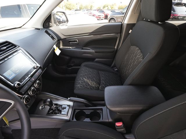 2027 Mitsubishi Outlander Sport 2.0 ES - 23089095 - 30