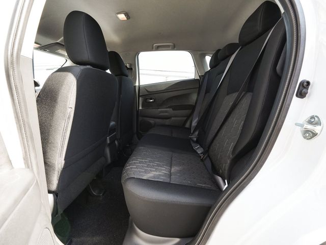 2027 Mitsubishi Outlander Sport 2.0 ES - 23089095 - 31
