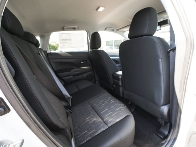 2027 Mitsubishi Outlander Sport 2.0 ES - 23089095 - 35