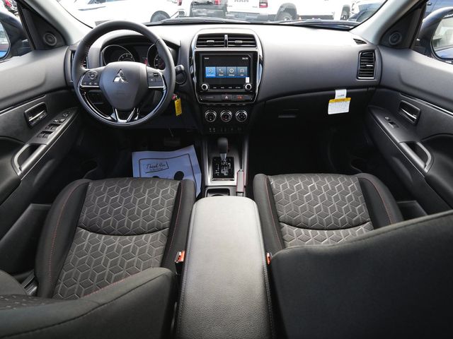 2027 Mitsubishi Outlander Sport 2.0 LE - 23085825 - 40