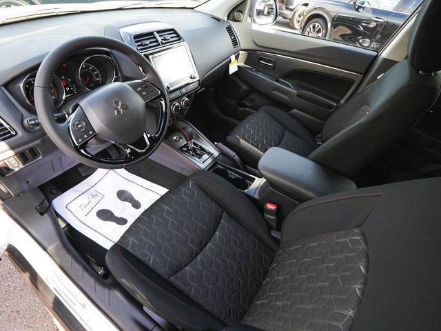 2027 Mitsubishi Outlander Sport 2.0 LE - 23089097 - 16