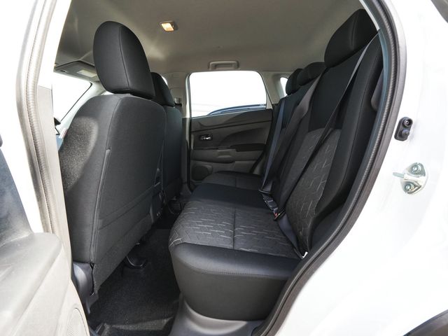 2027 Mitsubishi Outlander Sport 2.0 LE - 23089097 - 33