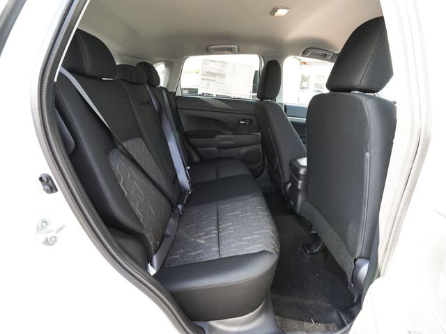 2027 Mitsubishi Outlander Sport 2.0 LE - 23089097 - 36