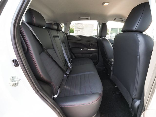 2027 Mitsubishi Outlander Sport 2.0 SE - 23089096 - 36