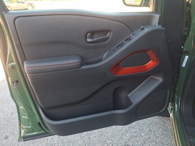 2027 Nissan Frontier PRO-4X - 23086411 - 8