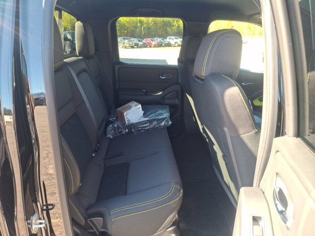 2027 Nissan Frontier SV - 23086410 - 26