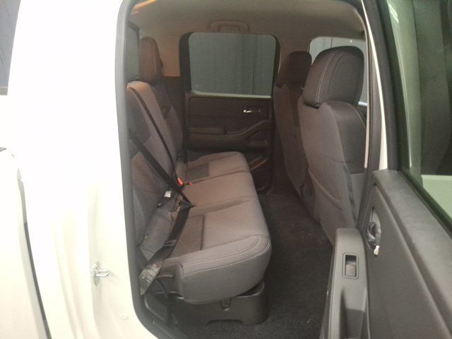 2027 Nissan Frontier SV - 23093175 - 23