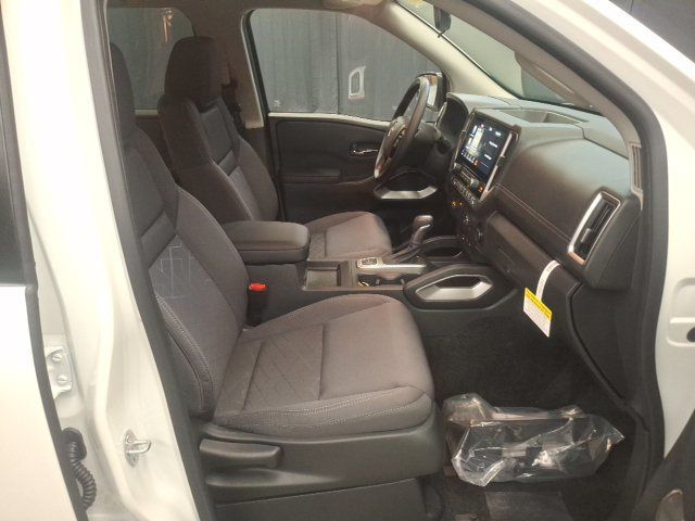 2027 Nissan Frontier SV - 23093175 - 24
