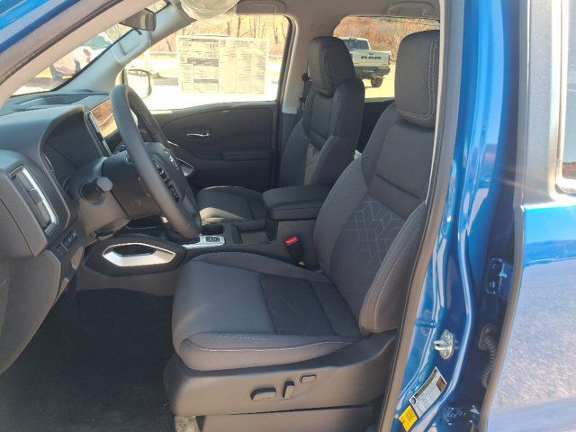 2027 Nissan Frontier SV - 23099450 - 11