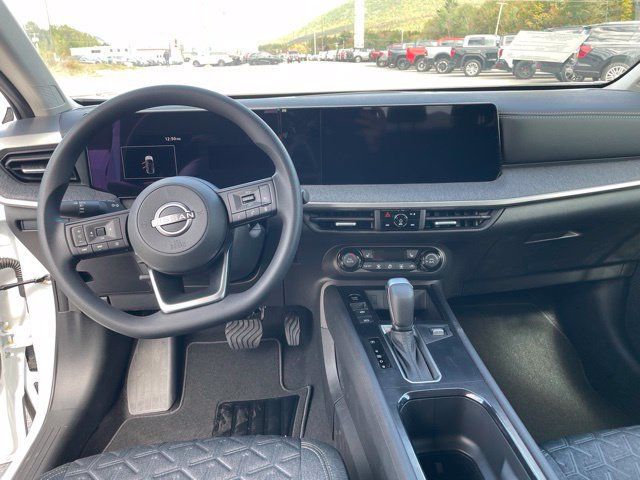 2027 Nissan Kicks SV - 23080782 - 10