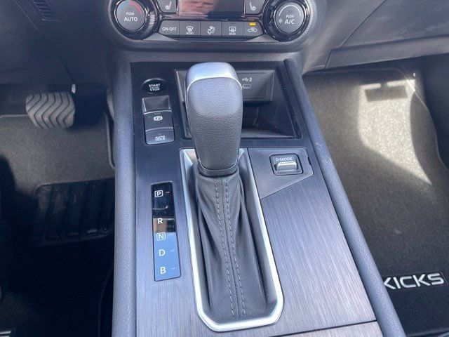 2027 Nissan Kicks SV - 23080782 - 16