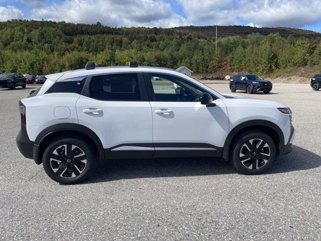 2027 Nissan Kicks SV - 23080782 - 7