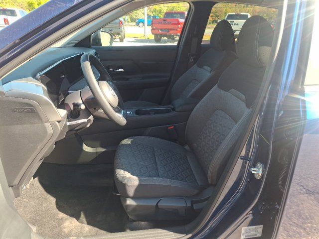 2027 Nissan Kicks SV - 23086412 - 11