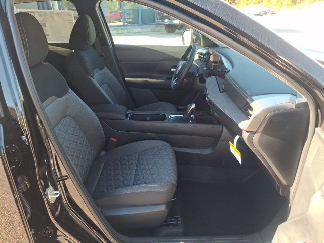 2027 Nissan Kicks SV - 23086414 - 24