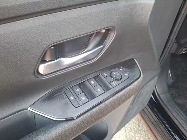 2027 Nissan Kicks SV - 23086415 - 10