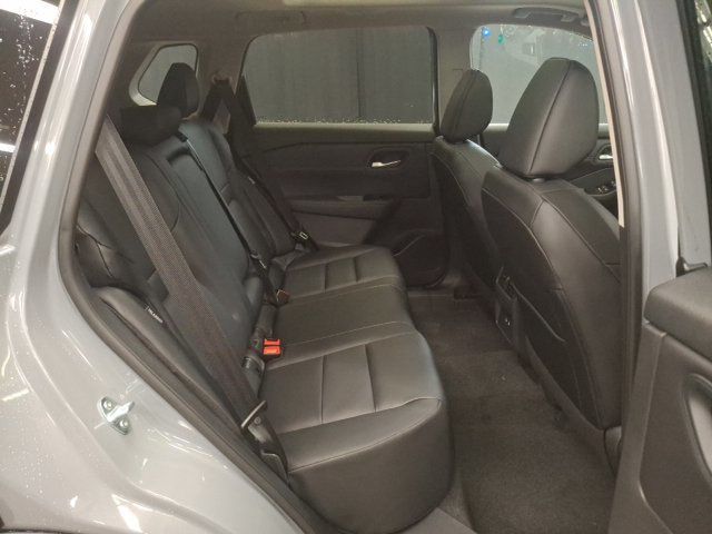 2027 Nissan Rogue Dark Armor - 23093177 - 28