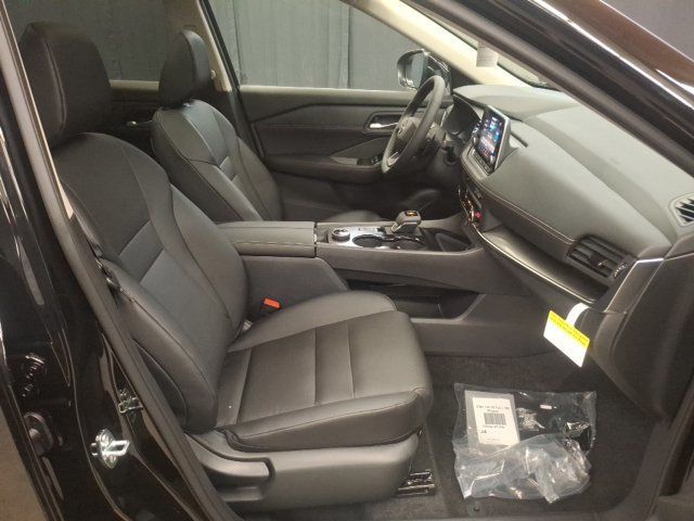 2027 Nissan Rogue Dark Armor - 23093178 - 28