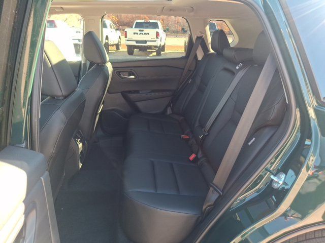 2027 Nissan Rogue Dark Armor - 23099455 - 26