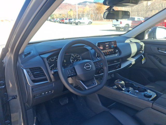 2027 Nissan Rogue Dark Armor - 23099456 - 13