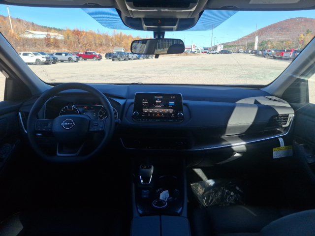 2027 Nissan Rogue Dark Armor - 23099456 - 14