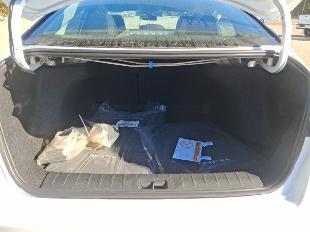 2027 Nissan Sentra SR - 23086419 - 22