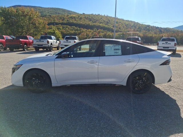 2027 Nissan Sentra SR - 23086419 - 3
