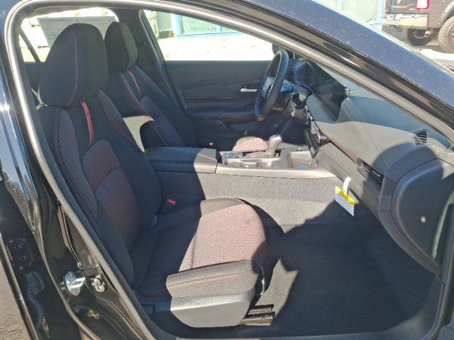 2027 Nissan Sentra SR - 23086420 - 24