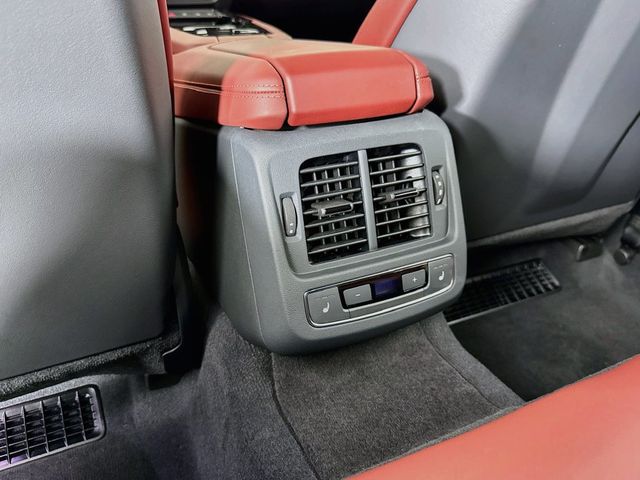 2027 Performance RS e-tron GT performance  - 23060382 - 16