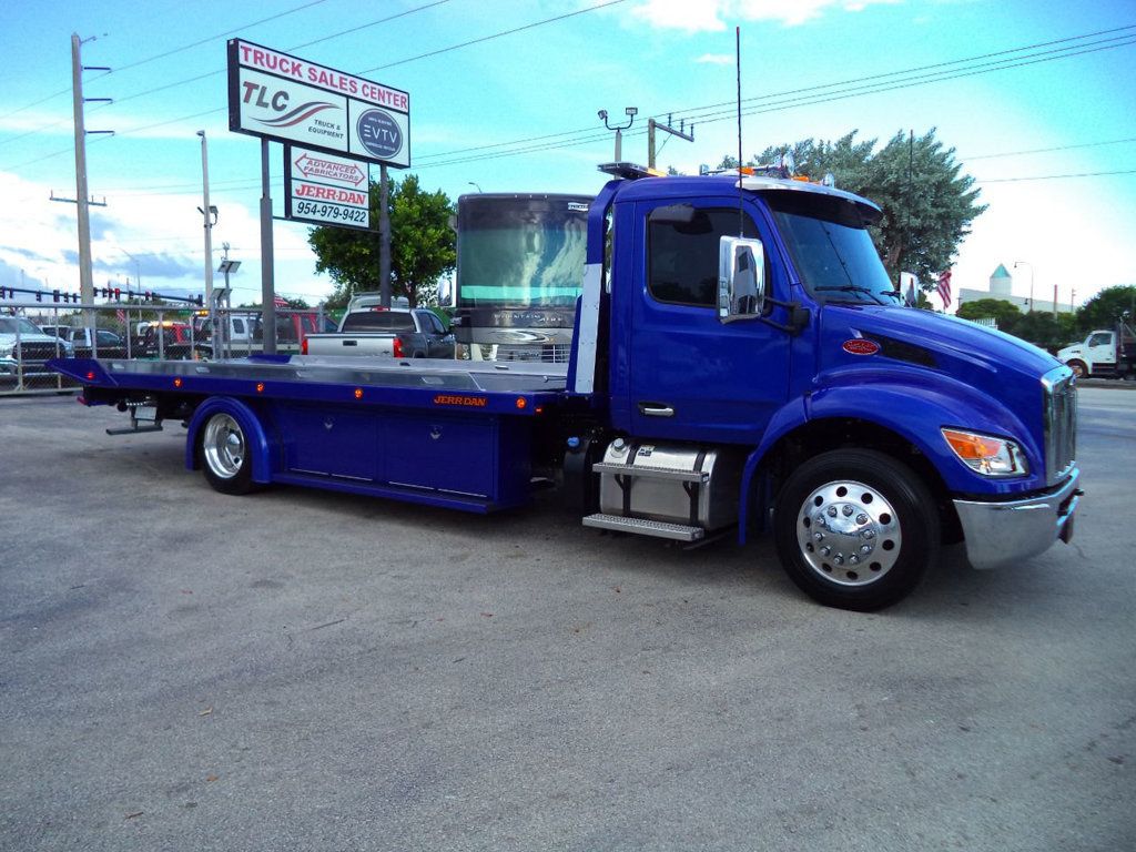 2027 Peterbilt 536 22FT ROLLBACK TOW TRUCK SHARK StepSide Classic - 22050860 - 1
