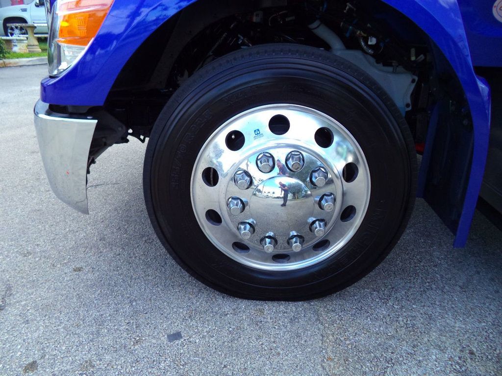 2027 Peterbilt 536 22FT ROLLBACK TOW TRUCK SHARK StepSide Classic - 22050860 - 32