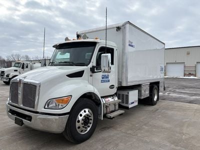 2027 Peterbilt 537