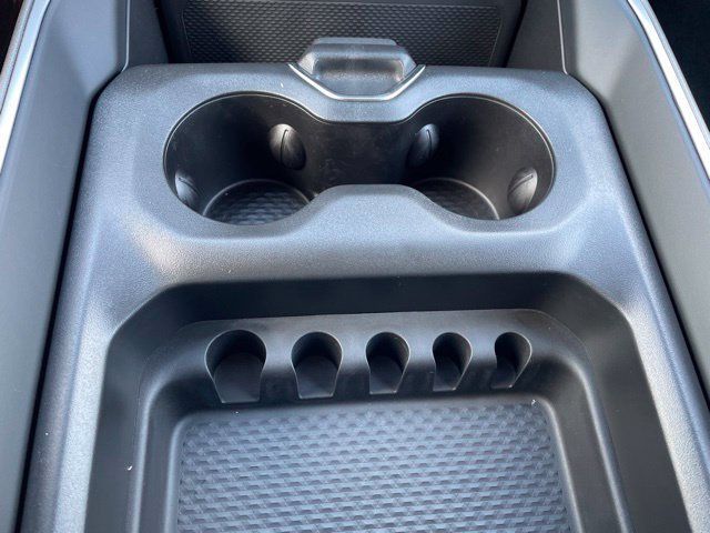 2027 Ram 1500 BIG HORN CREW CAB 4X4 5'7 BOX - 23077161 - 16