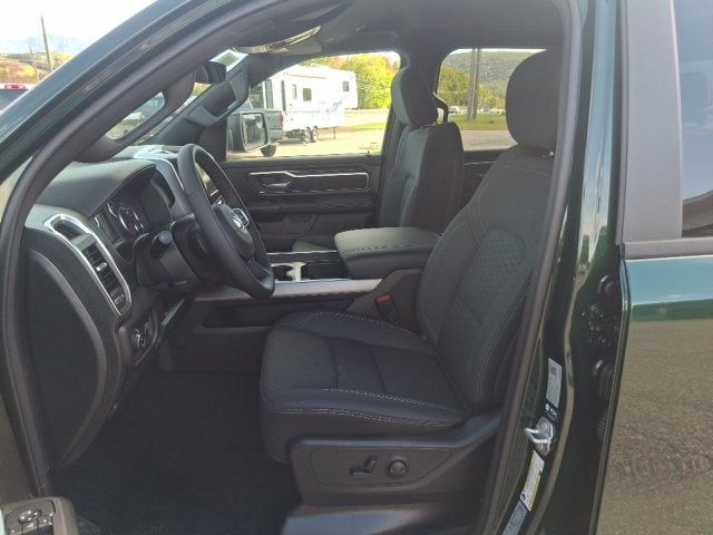 2027 Ram 1500 BIG HORN CREW CAB 4X4 5'7 BOX - 23077185 - 11