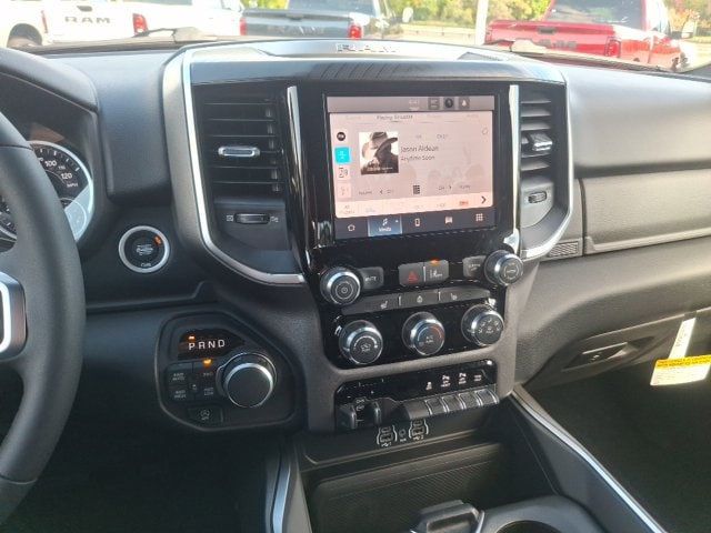 2027 Ram 1500 BIG HORN CREW CAB 4X4 5'7 BOX - 23077185 - 17