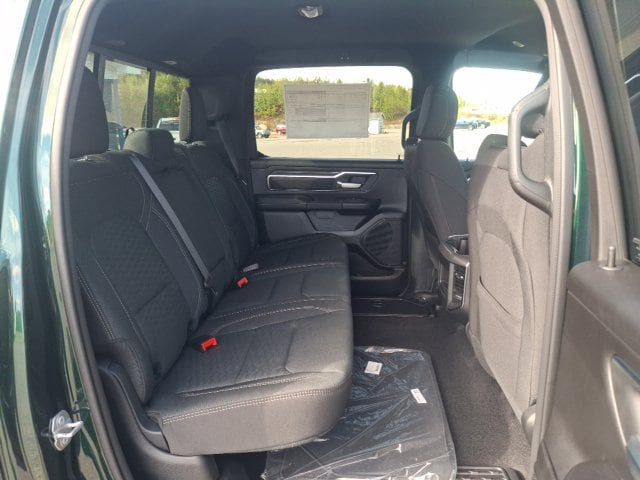 2027 Ram 1500 BIG HORN CREW CAB 4X4 5'7 BOX - 23077185 - 24