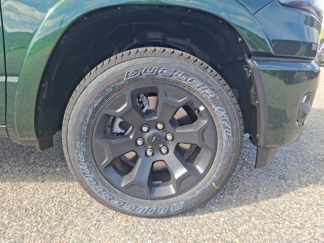 2027 Ram 1500 BIG HORN CREW CAB 4X4 5'7 BOX - 23077185 - 8