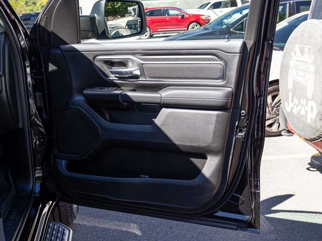 2027 Ram 1500 BIG HORN CREW CAB 4X4 5'7 BOX - 23077704 - 12