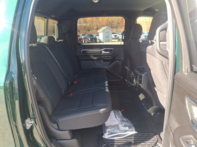 2027 Ram 1500 BIG HORN CREW CAB 4X4 5'7 BOX - 23089689 - 23