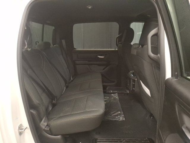 2027 Ram 1500 TRADESMAN CREW CAB 4X4 - 23077160 - 22