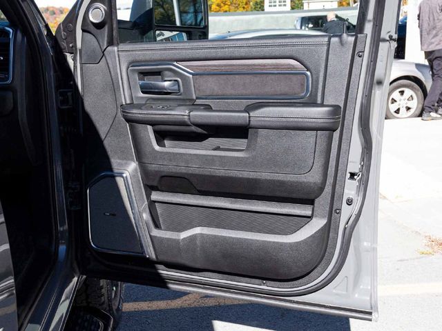 2027 Ram 2500 LARAMIE CREW CAB 4X4 - 23077922 - 12