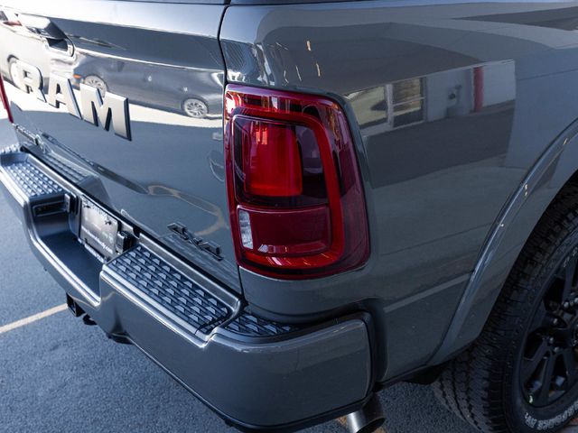 2027 Ram 2500 LARAMIE CREW CAB 4X4 - 23077922 - 37