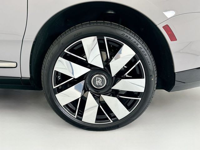 2027 Rolls-Royce Cullinan Sport Utility - 23028958 - 29