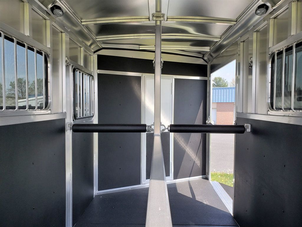 2027 Shadow 2 Horse KingMate Straight Load with Side Ramp  - 23073450 - 6